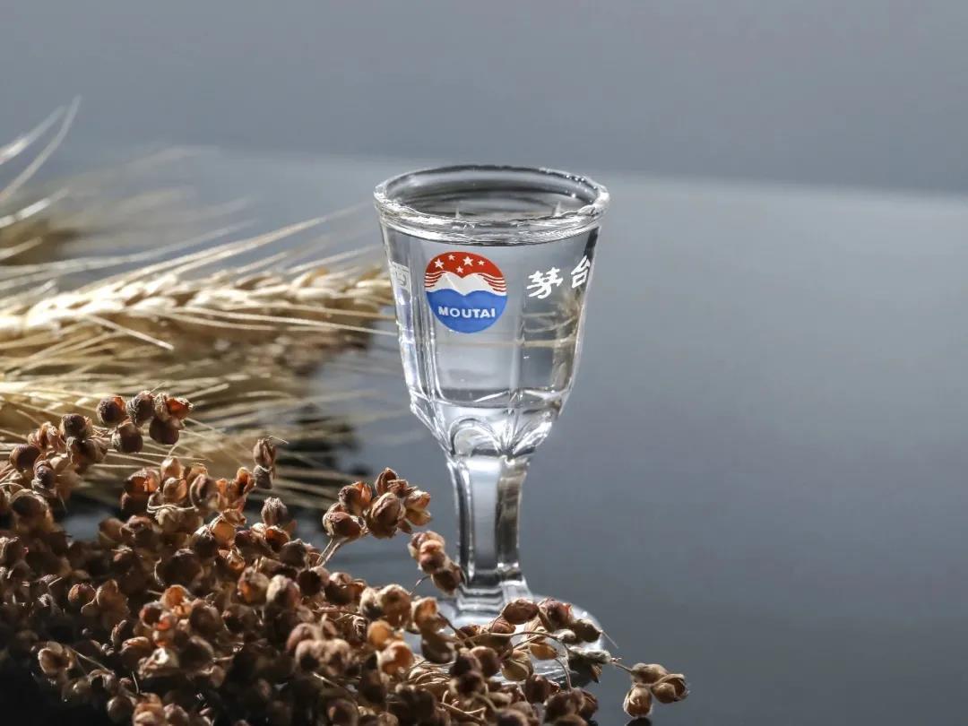 酱酒稀缺之下茅台酒如何改变一瓶难求现状