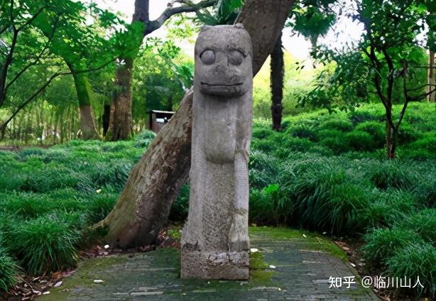 把这个考生改评为一等,大家为些都很感动,认为徐阶是个宽宏大量之人