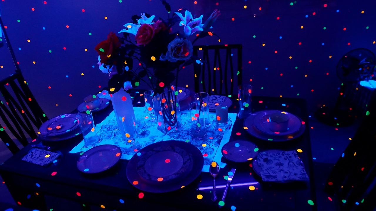 萤光灯用什么好