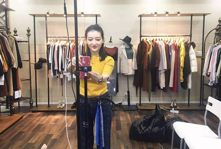 7个月涨粉30万带货5000万快手主播告知你如何通过直播卖货