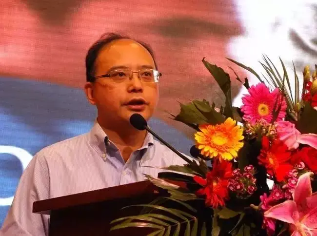 中国人民大学商学院教授,北京现代管理研究会会长宋华认为,物流企业要