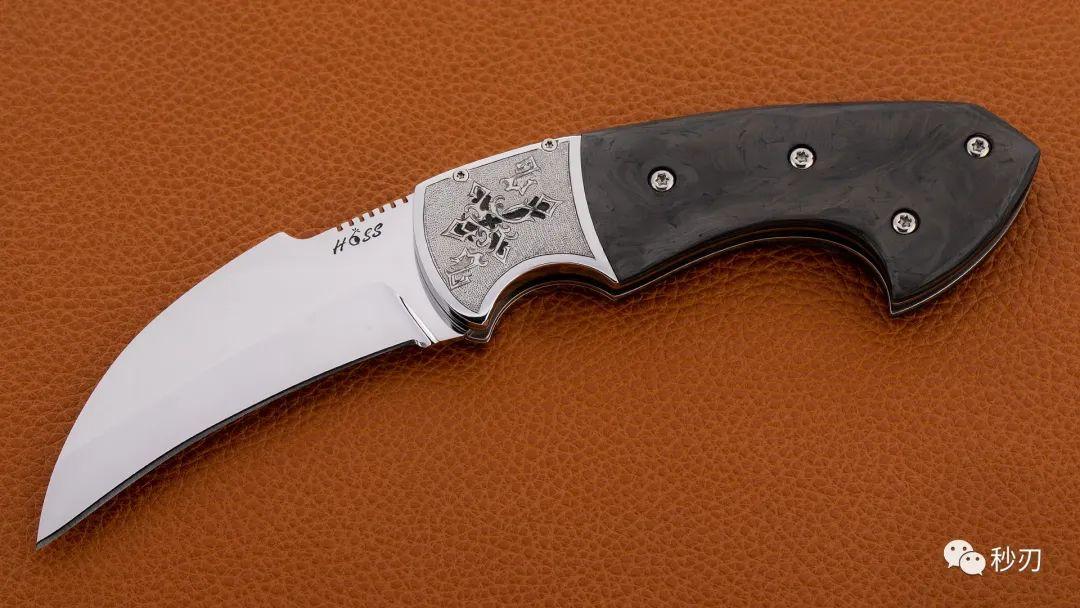 精巧的机关功能设计,罕见的侧滑式自动刀