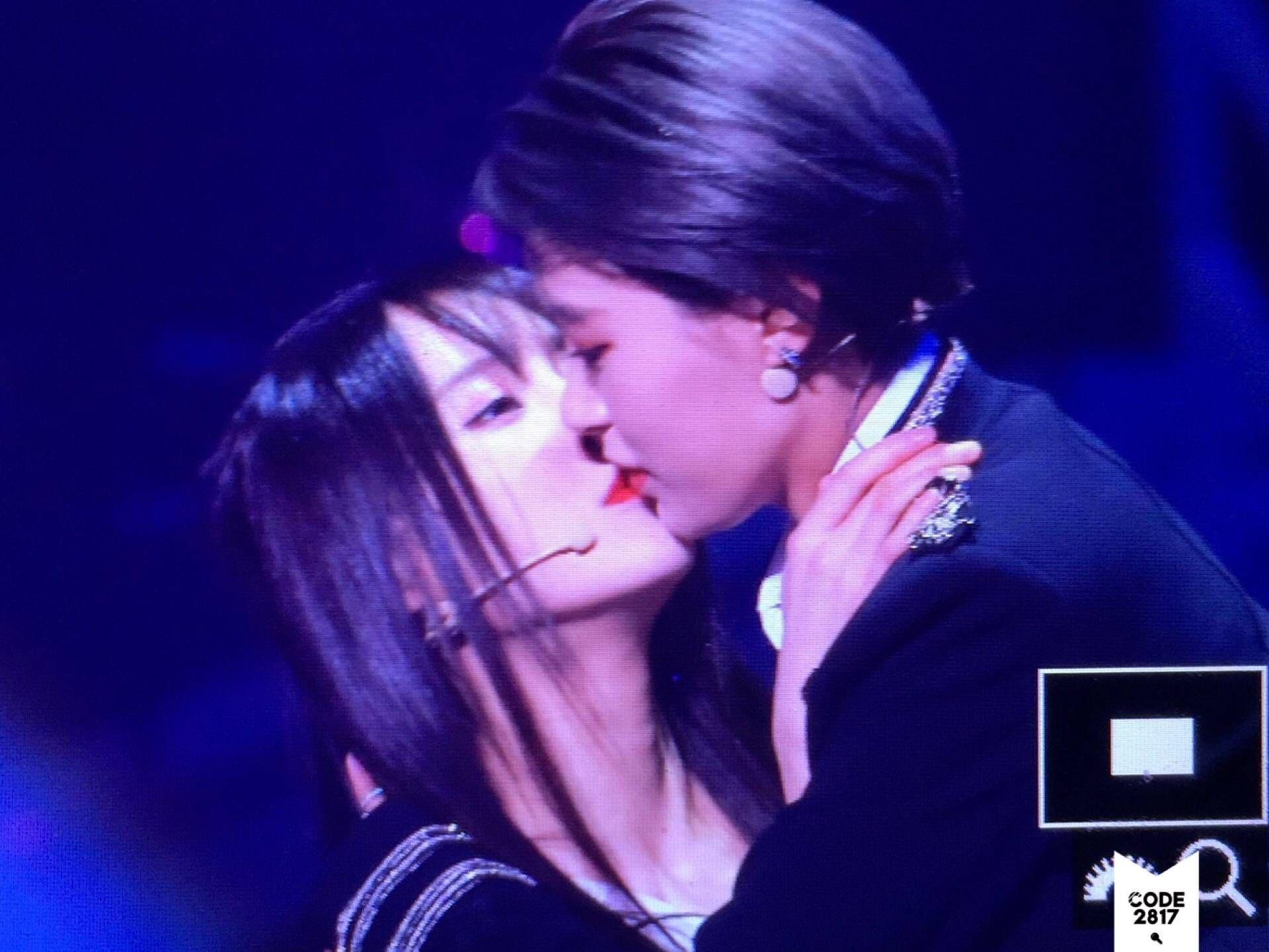 如何评价由戴萌莫寒带来的表演9to9