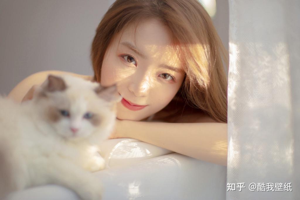 lpl花旦余霜拍夏日大片一袭白纱裙如梦似幻是少女想要的样子