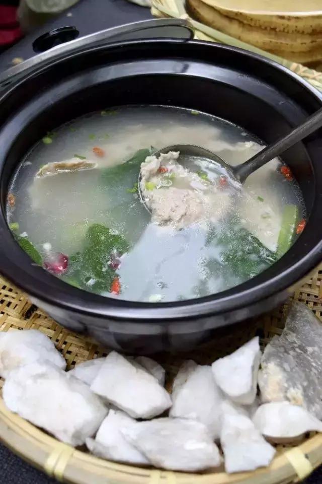 白火石汆汤：在陕南，石头也是道“非物质文化遗产”名菜！ - 知乎