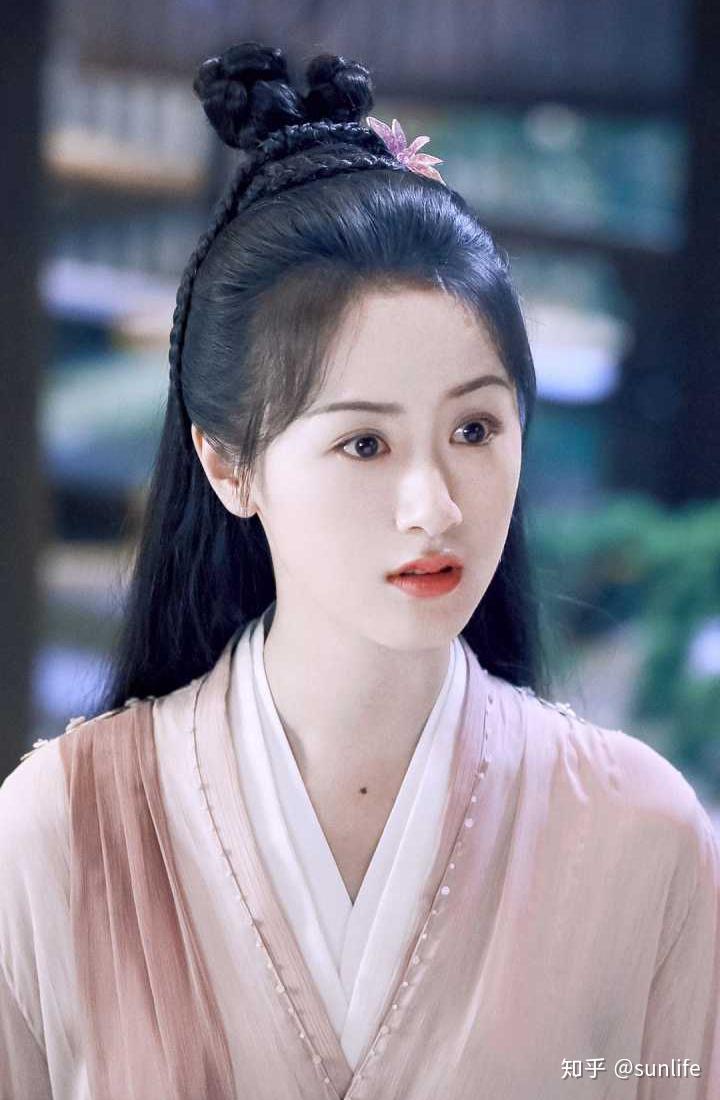 你喜欢琉璃女主角的颜值吗? - 知乎