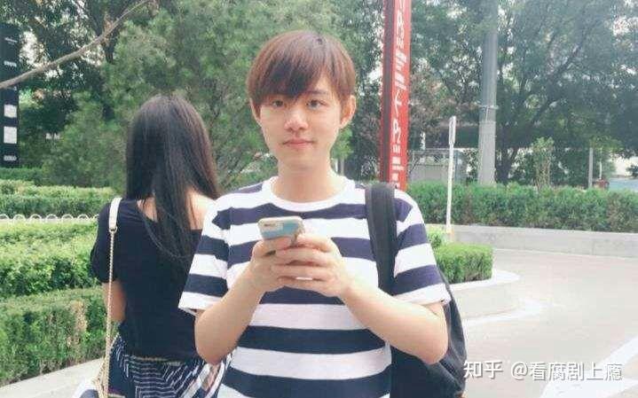 苏尚卿这个真名,却莫名有种网络小说男主的感觉,好像之前还被网友误会