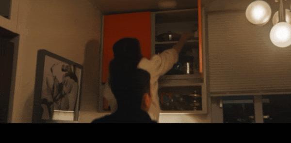 《楼上的人们》太癫了，这新片大胆又含蓄！