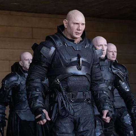 不可能. "我从来没见过这种粗人!她让我想起野兽拉班.