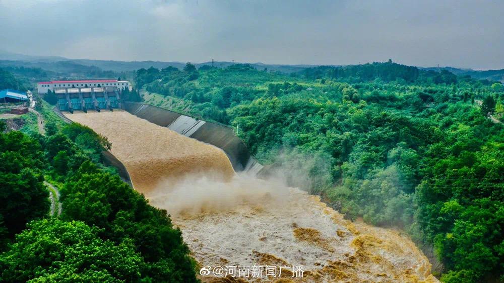 郑州特大暴雨灾害瞒报死亡失踪人数139人8人被捕89人被问责还有哪些
