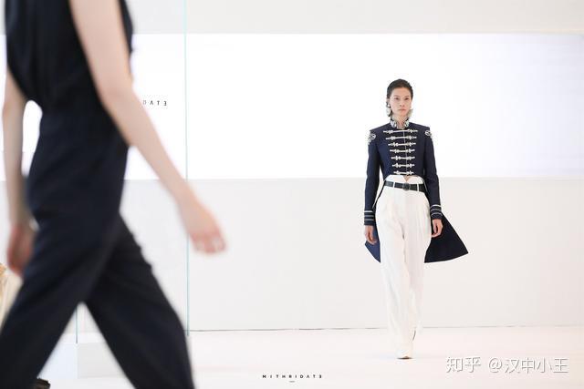 服装设计师的工作室 v2-7bd2f5acd95f6786f1b7bb3ce35a743f_r.jpg