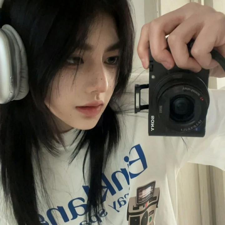 女生头像:真人痞帅男女生头像