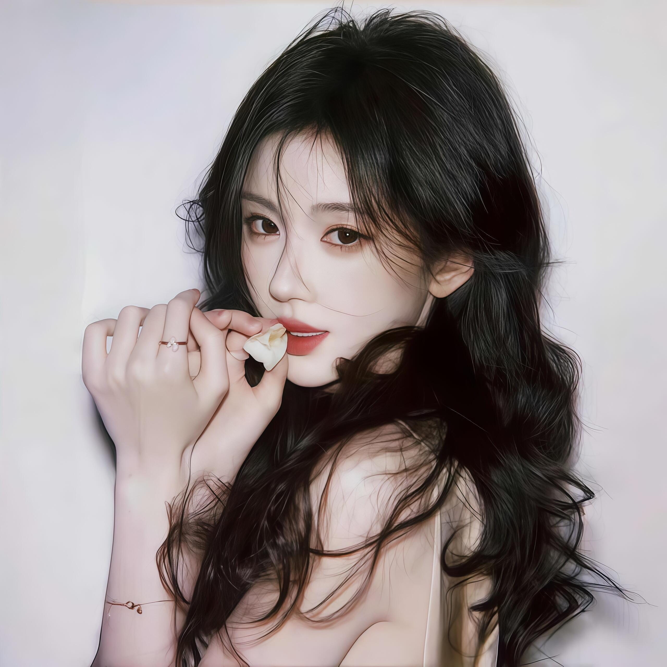 100  高清无水印真人女生头像合集