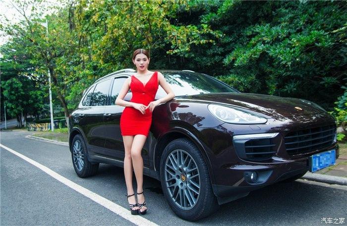 美女当车模,保时捷卡宴带美女郊游 美食分享,感谢车友支持