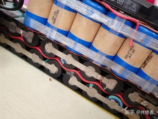 v2-7c05a2b31a4773f1d6396464f253c894_r.jpg