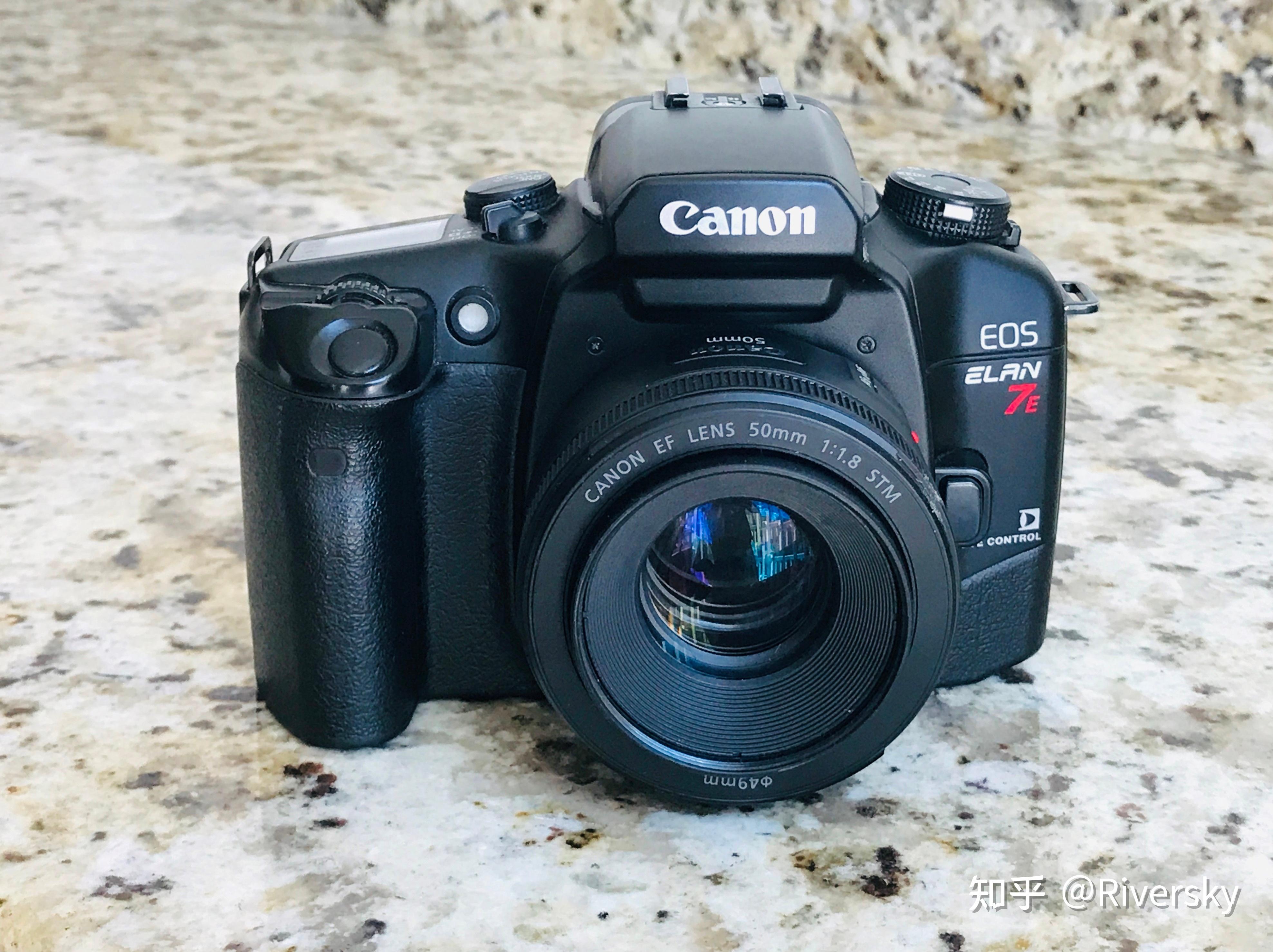 佳能胶片相机eos7和5选哪个呢