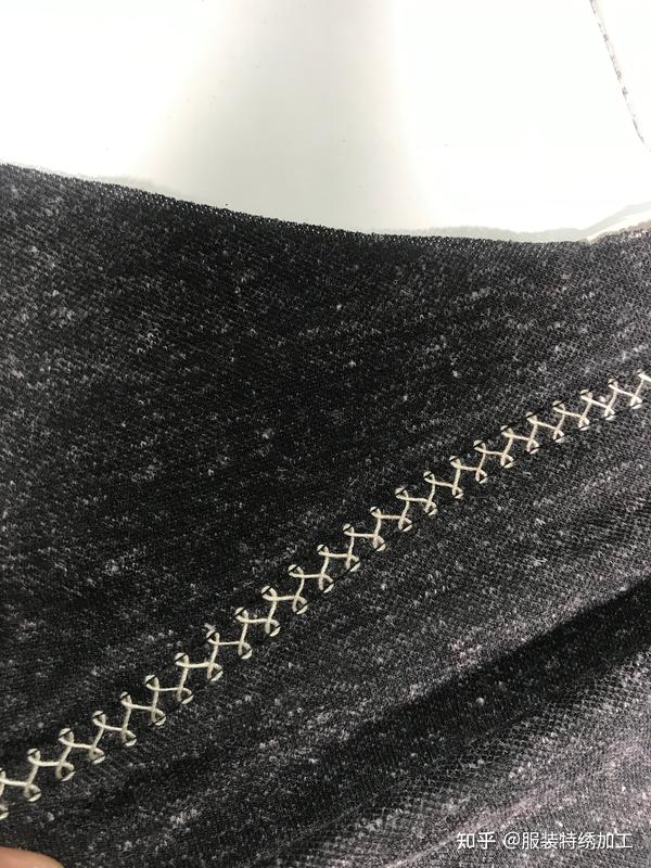 特种绣花加工领域又一攻克,超薄针织面料上缝制8字花针装饰线迹。 - 知乎