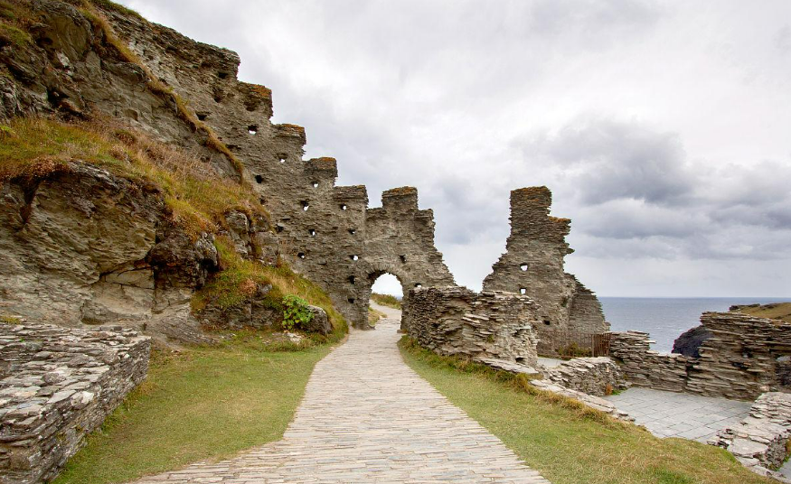 03-英国:廷塔杰尔城堡