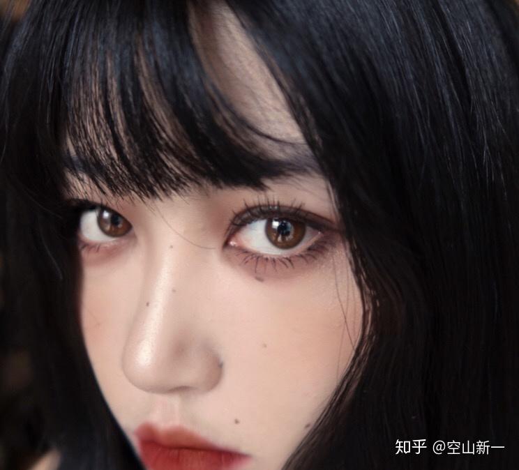 怎样化一个比较酷酷的妆容? - 知乎