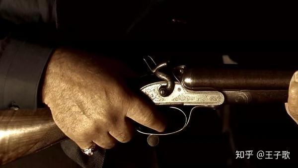 黑色幽默巅峰之两杆大烟枪