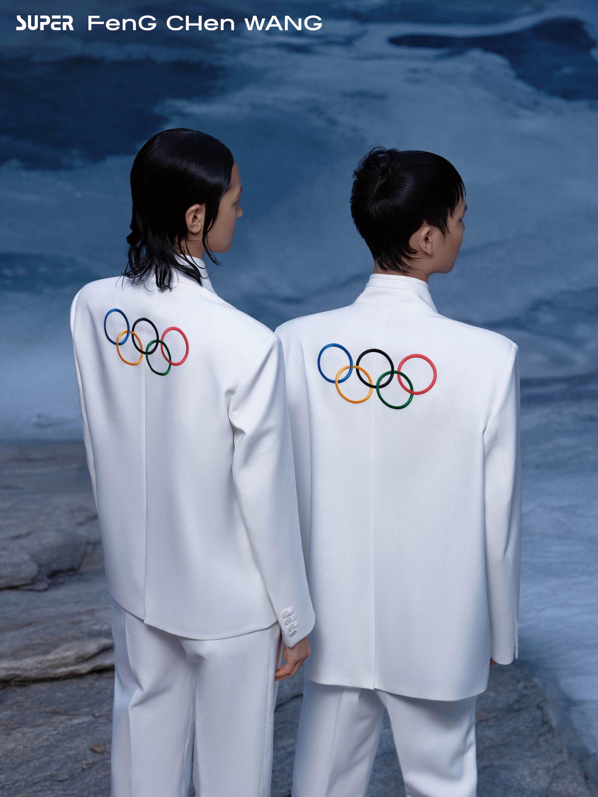 打破过往奥运会护旗手的服装设计套路