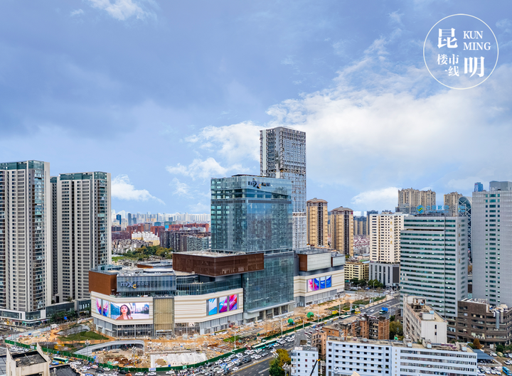 昆明3大商场排队入场,还有10天万象城就要开业了!