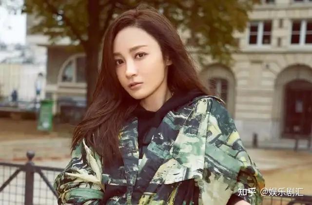 姚笛参加聚会,摘下婚戒疑似已离婚,文章出演话剧,造型十分苍老 - 知乎