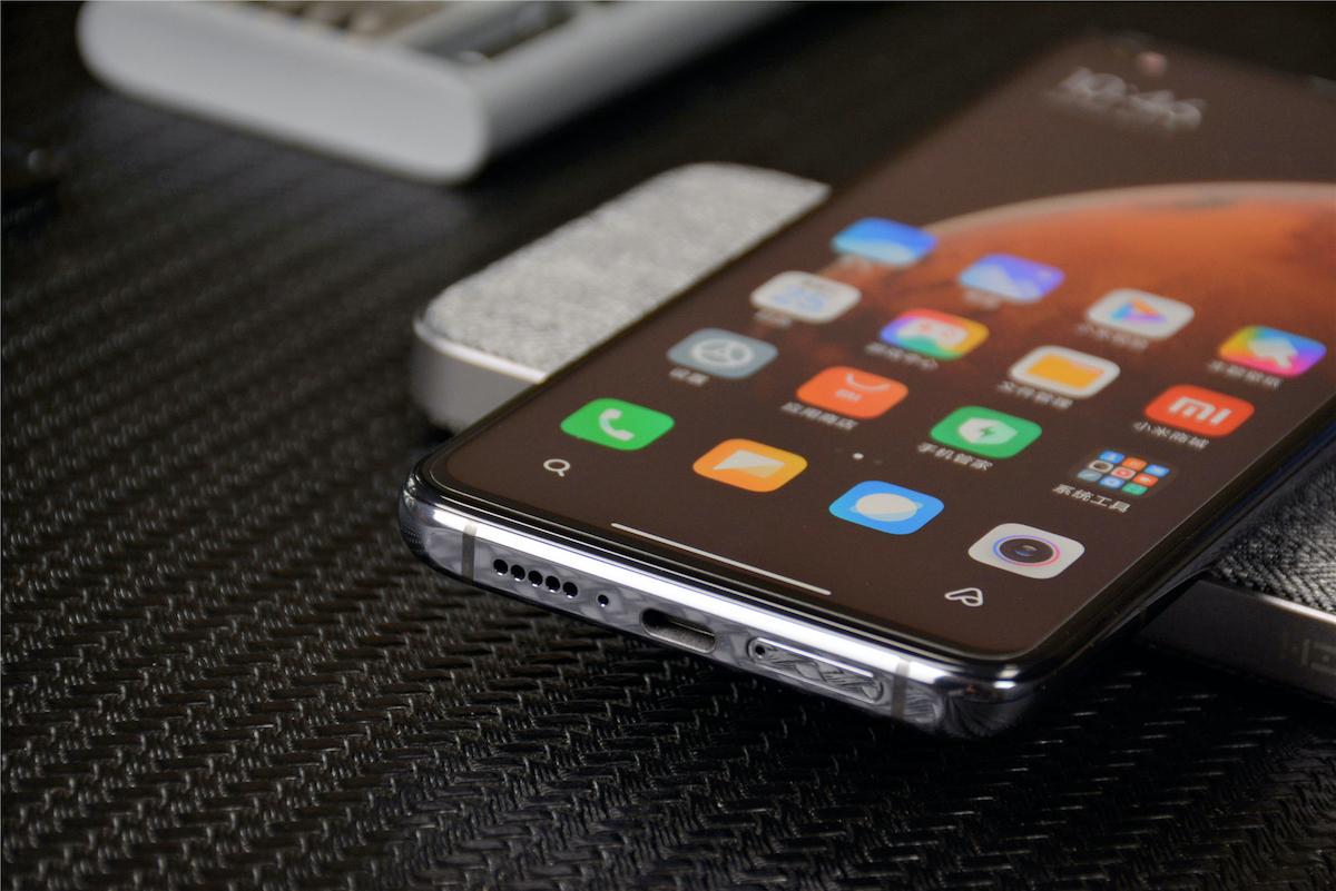 有什么好的直屏手机推荐 v2-7ce04c186b70a94efe76638e34118ff0_r.jpg