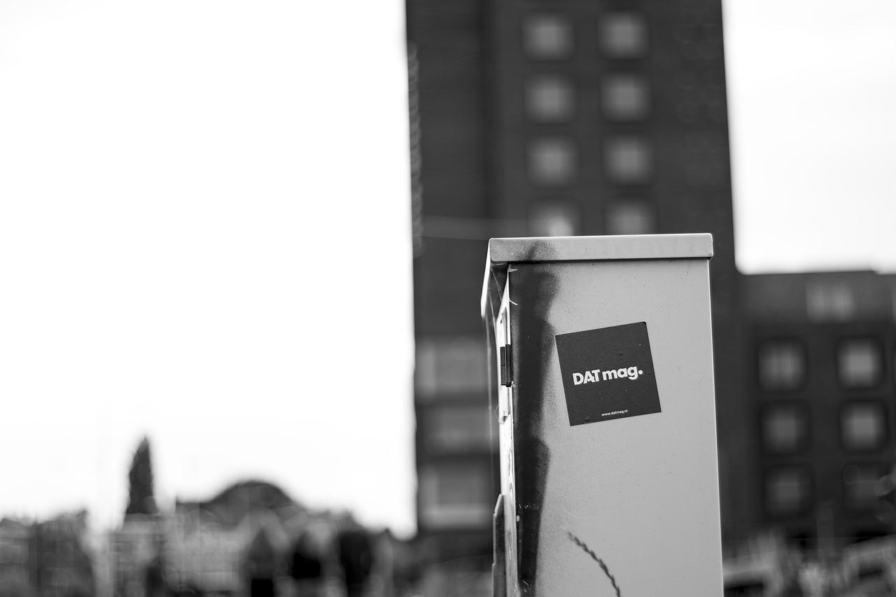 开关面板成本分析