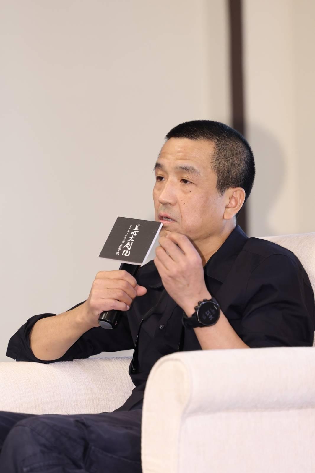 导演娄烨回应兰心大剧院被评商业巩俐说漏嘴剧透后笑场