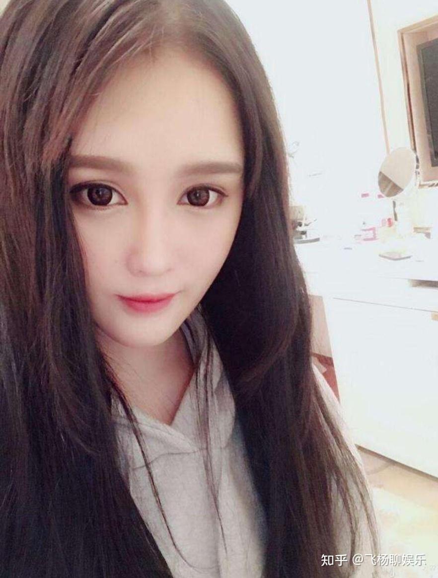 如何评价赵本山女儿赵一涵?