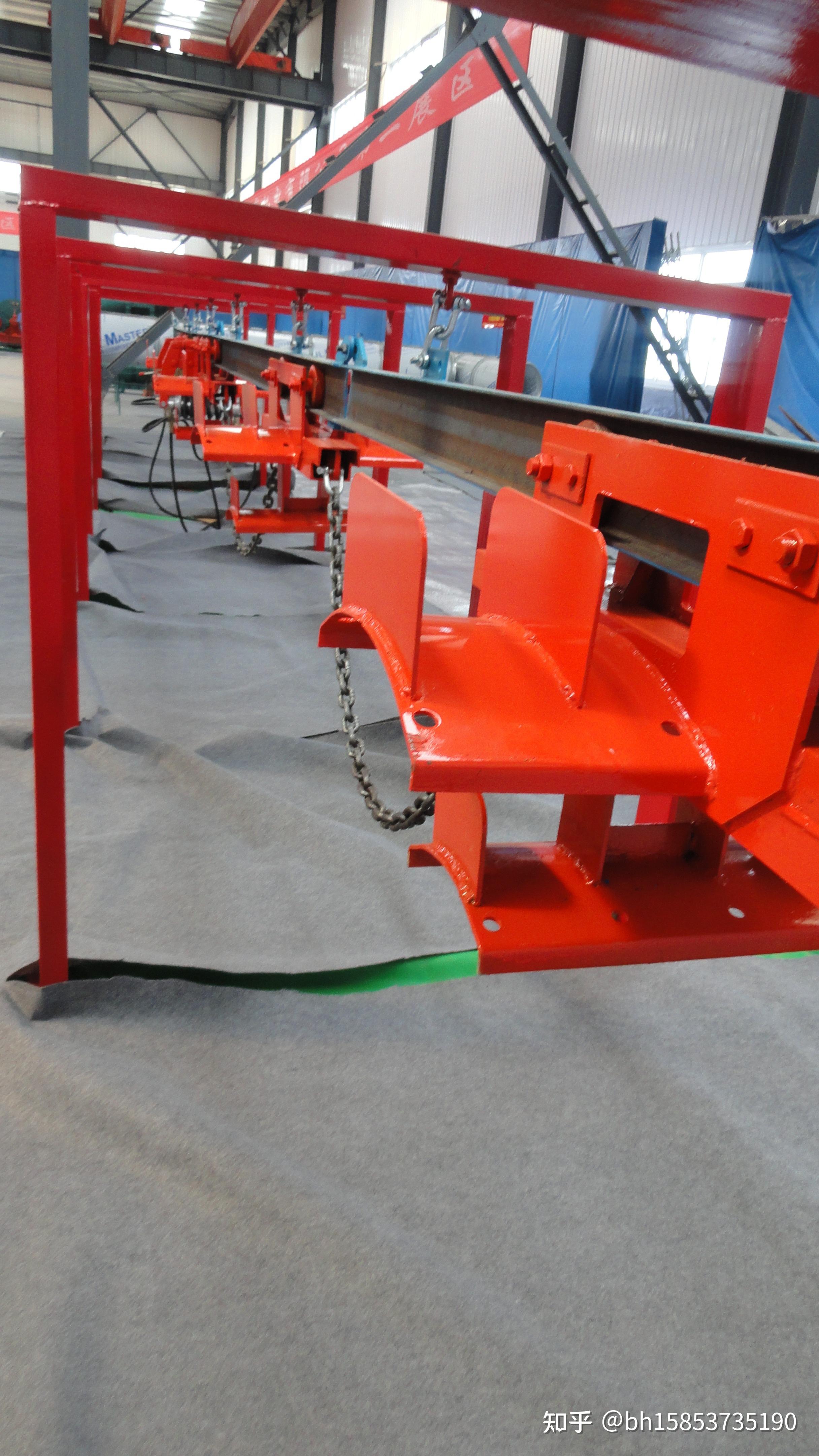 主要技术参数矿用液压电缆拖挂单轨吊是用于煤矿综采工作面顺槽电缆