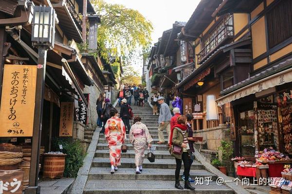 京都必游景点 花见小路 三年坂二年坂 鸭川等 在老街中发现美 知乎