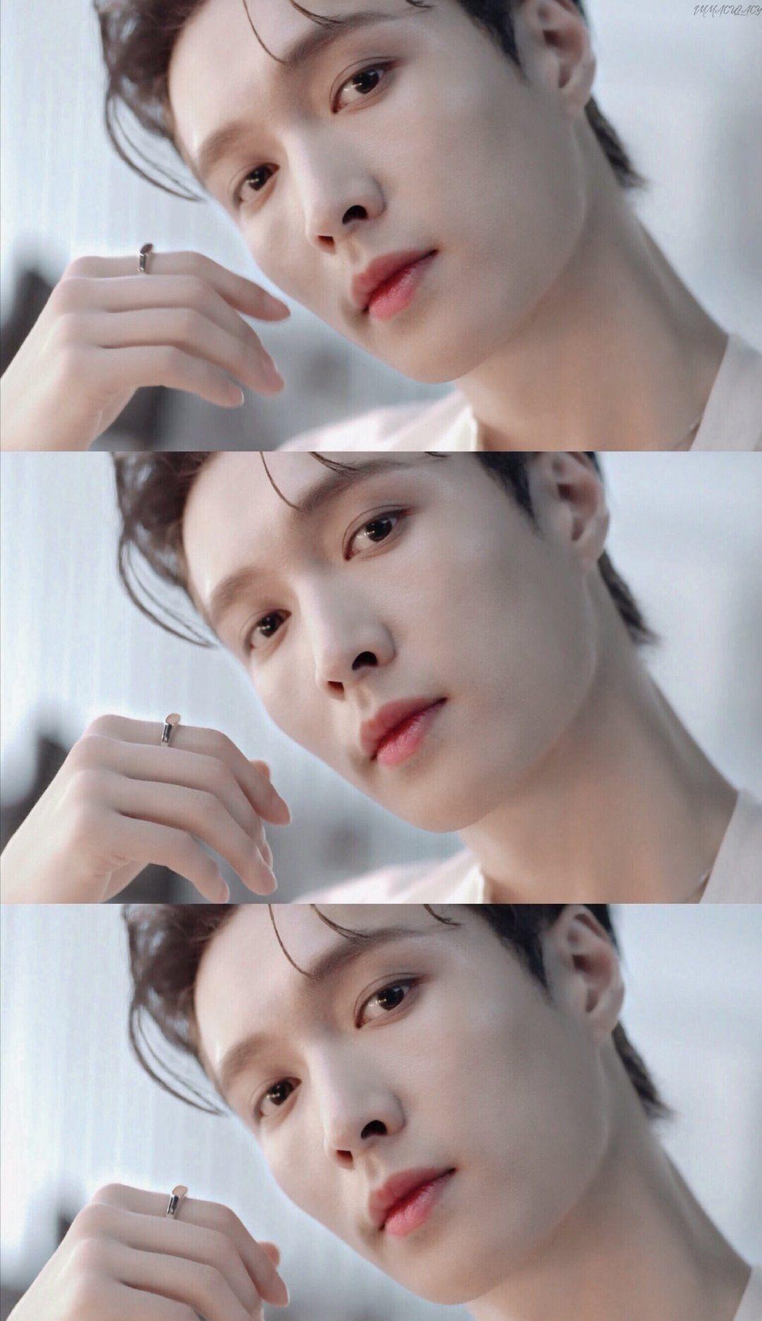 张艺兴有哪些神图让你觉得很磕他的颜? - 知乎