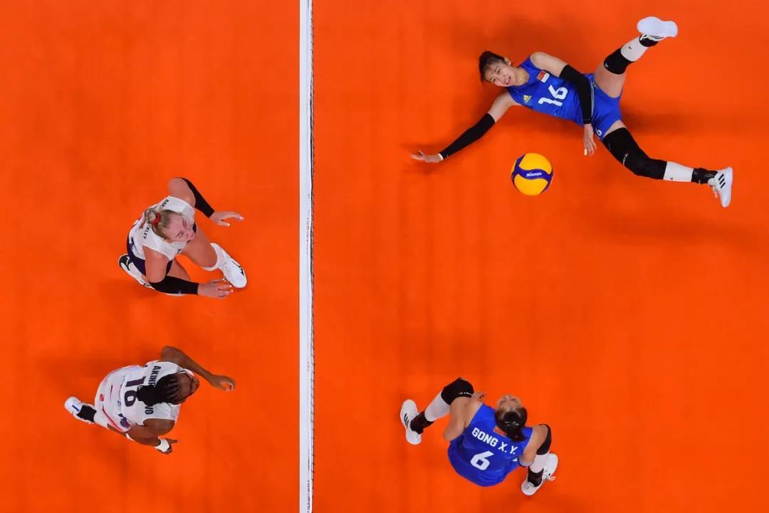 奥运进行时中国女排vs美国女排精彩图集