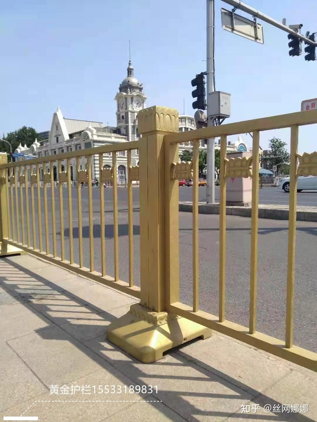 城市道路隔离护栏采用文化仿古铁艺形式