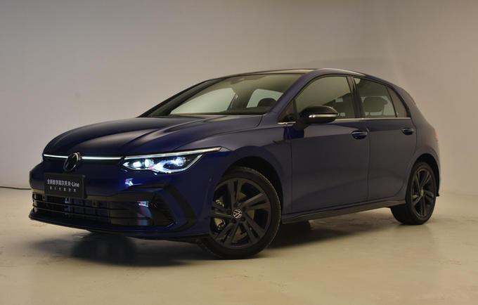 大众第八代高尔夫预售15165万元造型更运动