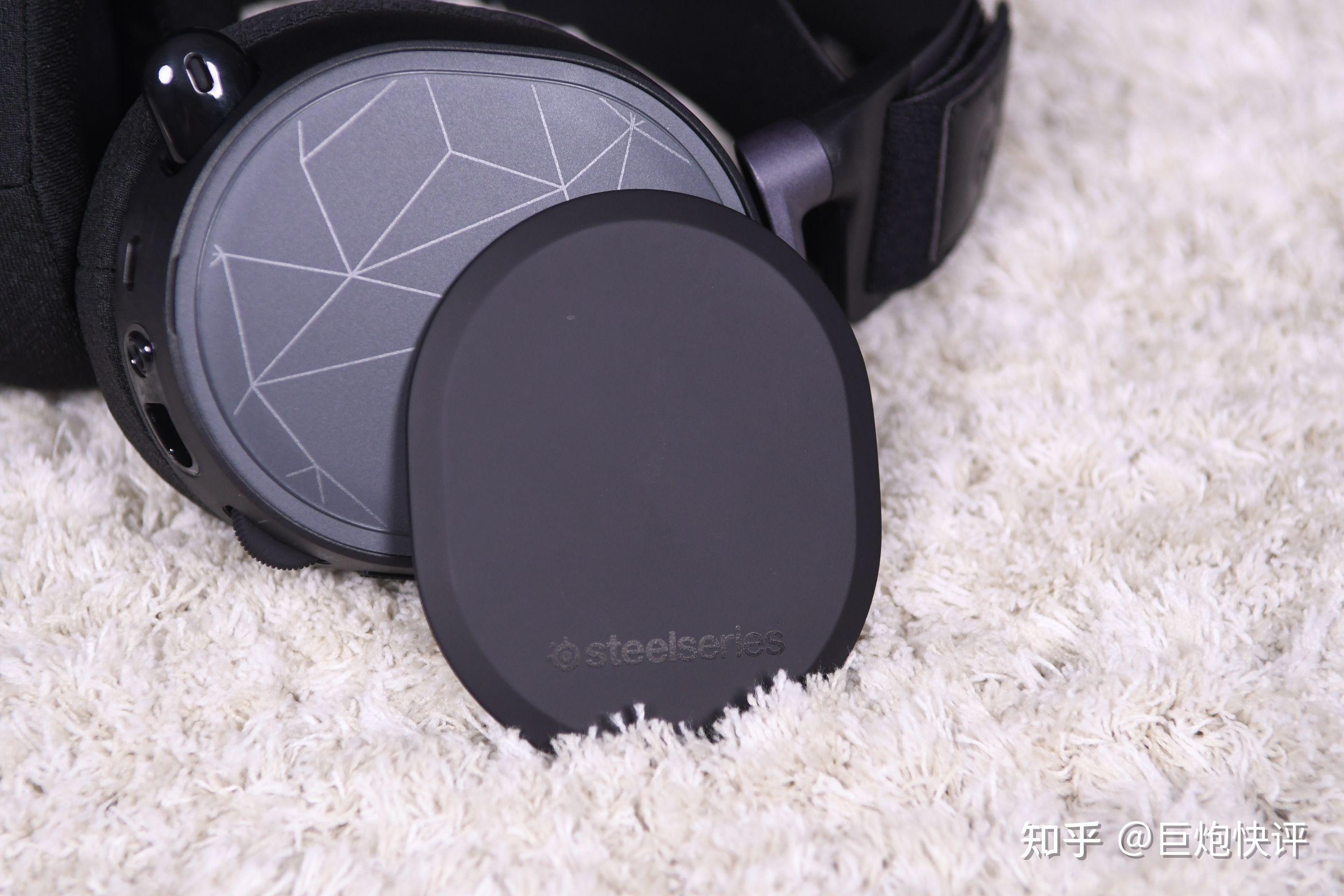 赛睿的前世今生都印在了arctis寒冰prowireless这款耳机上