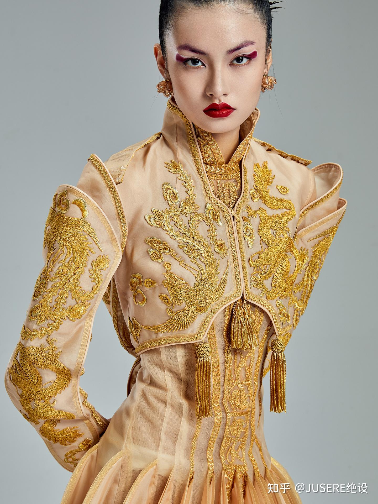 天玺分享中式礼服演绎雅酷国潮新风尚