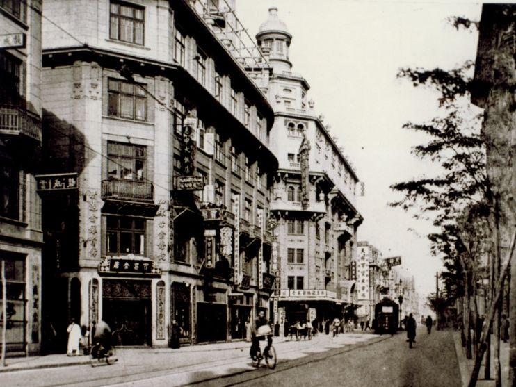 劝业场租界占地面积,差不多是天津旧城的8倍!