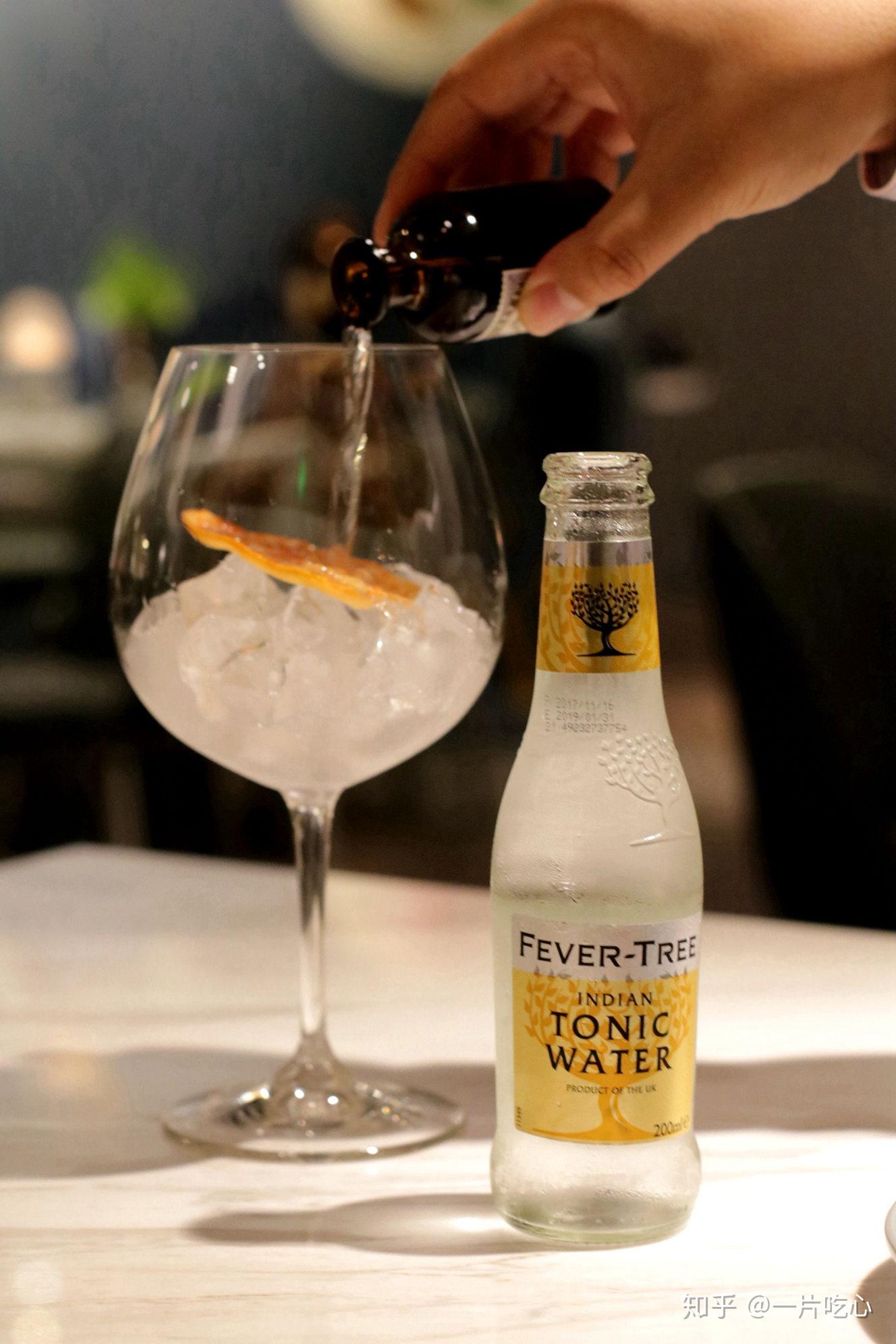 金汤力啊就是随时随地能救人于水火之中的酒