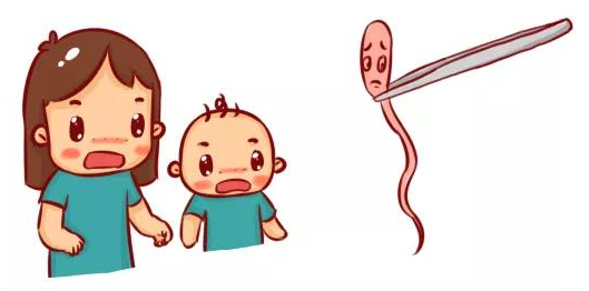 宝宝有以下异常表现,多数是感染寄生虫的征兆:▼经常喊肚子痛(肚脐