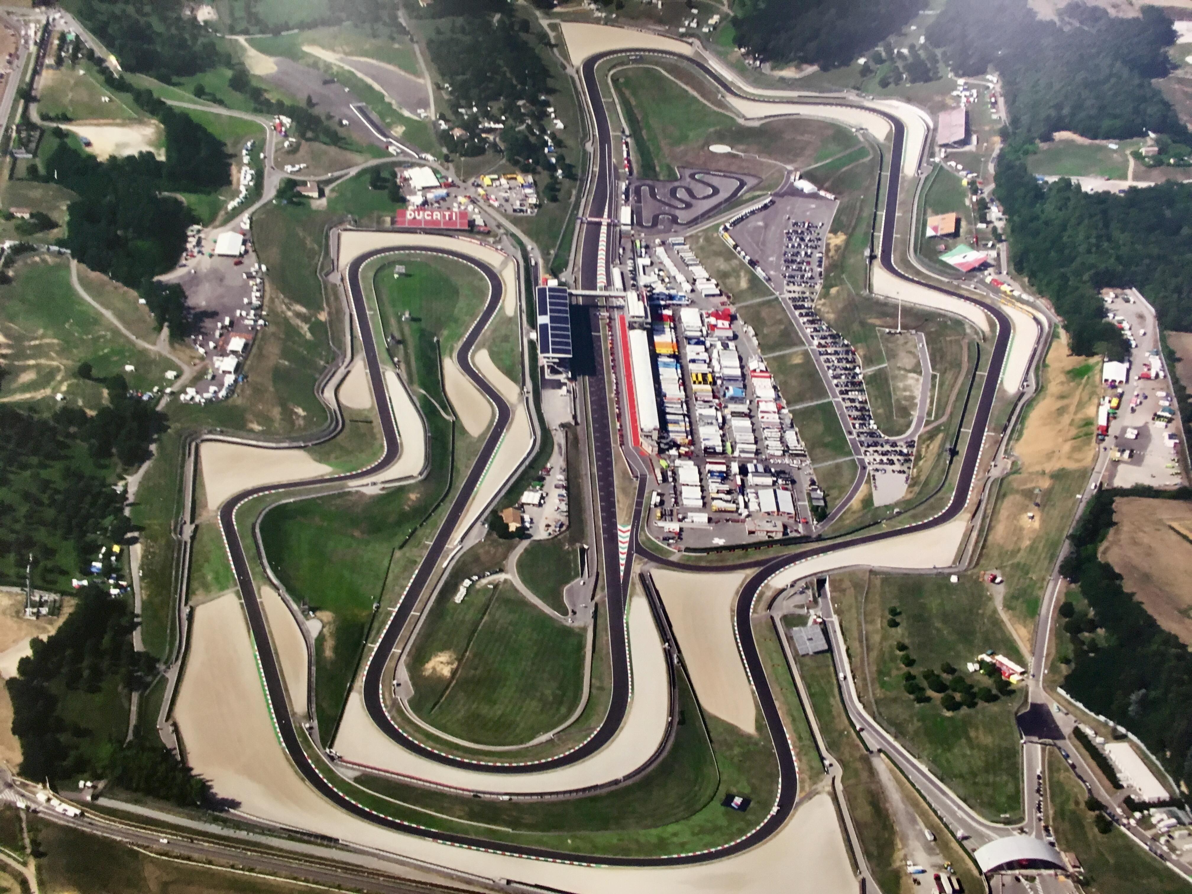 我开gti莱科宁只开一辆普通polo在纽北跑圈速我能否轻易秒掉他