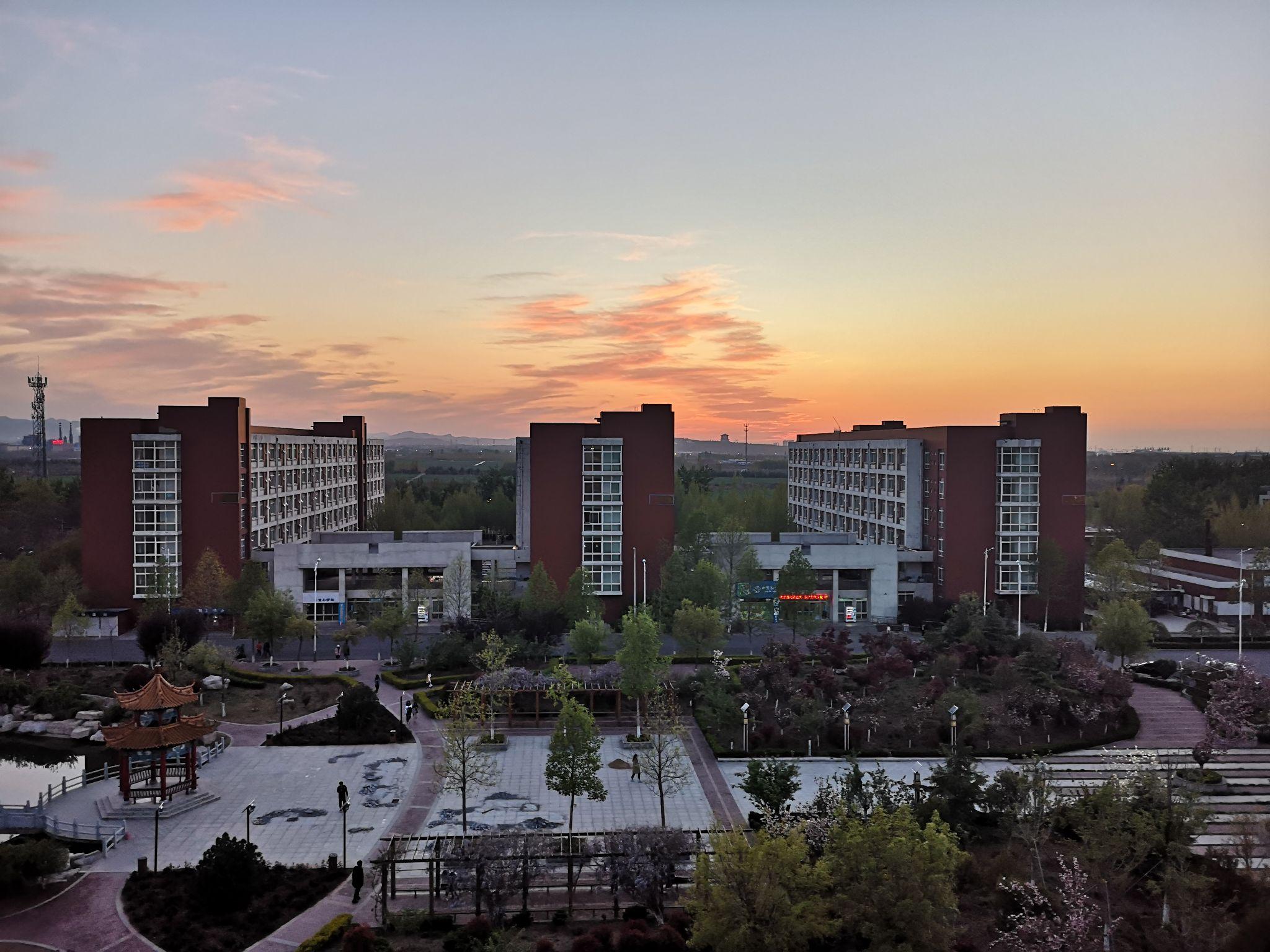 在齐鲁师范学院里有哪些适合学习的地方