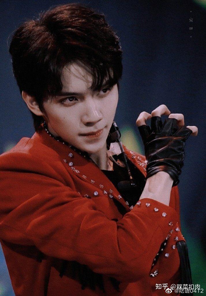 罗一舟请你在去雷霆嘎巴宿舍住的那一天停一下等我穿越回去跟你说