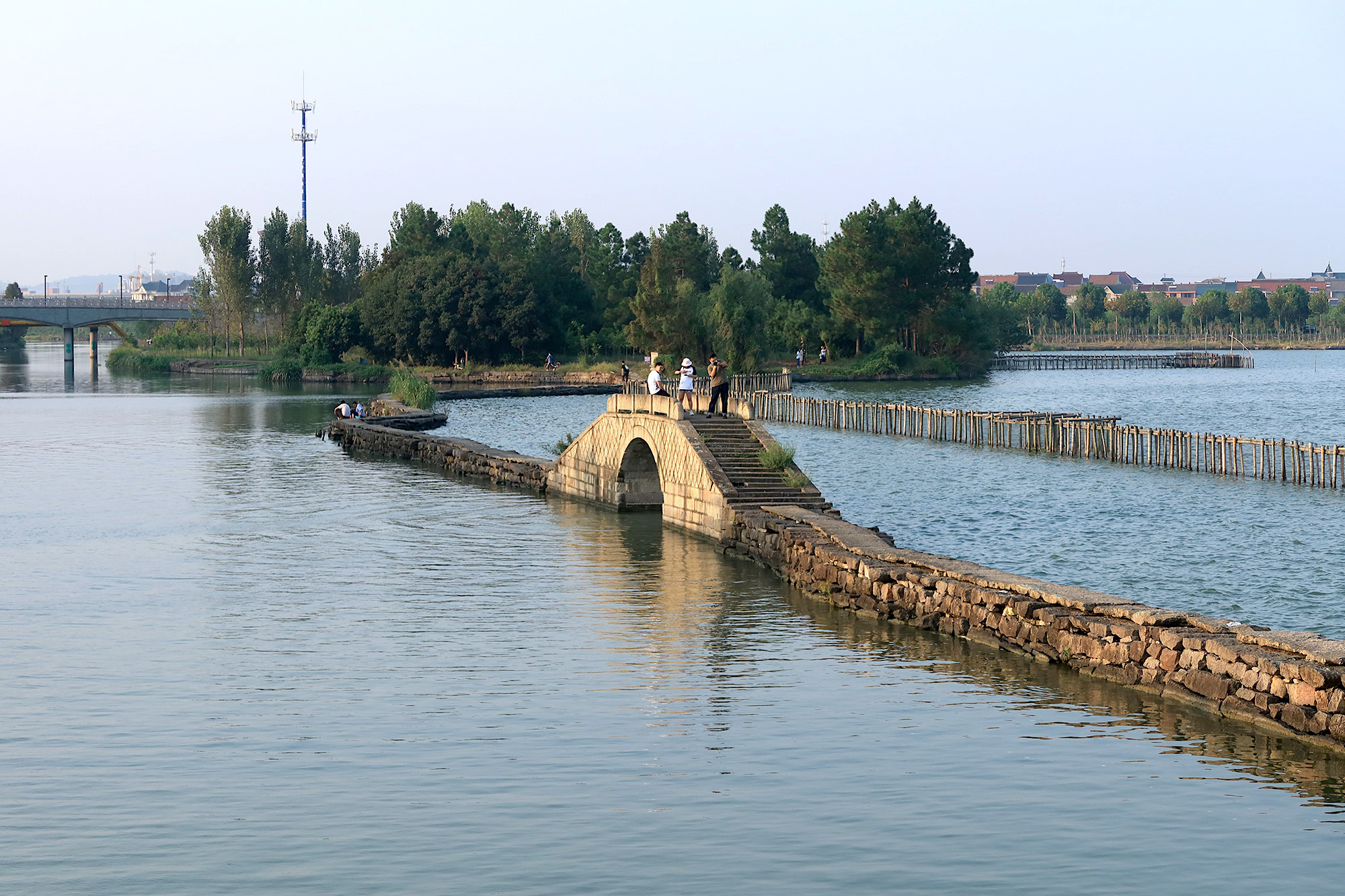 2021年国庆出游记---昂桑湖(犭央犭茶湖)避塘 - 知乎