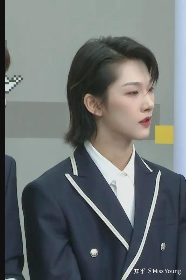 如何评价创造营2021的胡烨韬