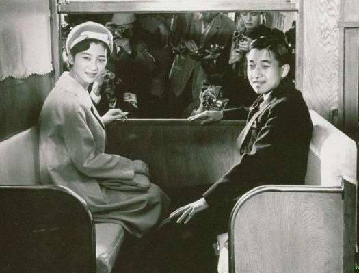 轶事秘闻 日本平民皇后美智子娘家为何起先拒绝明仁皇太子的求婚 知乎