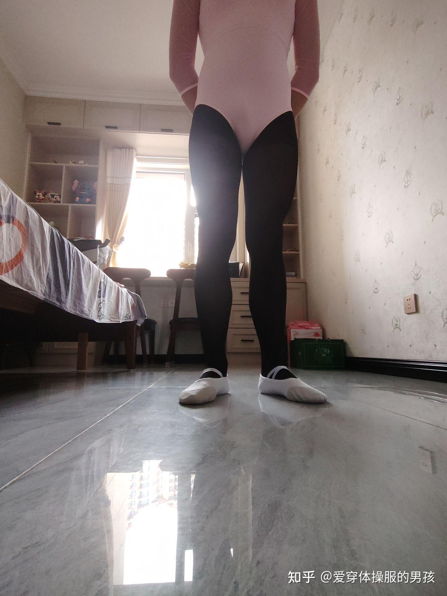 男生学芭蕾要怎么穿