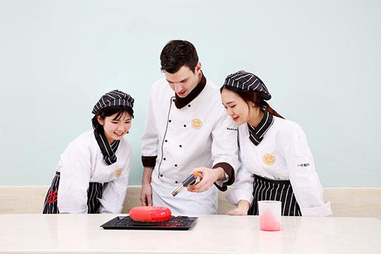 蛋糕裱花师培训需要多久可以出师? - 知乎